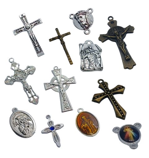 Крестики металлические и медальоны
