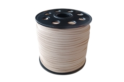 Бежевый замшевый шнур в катушке 90м